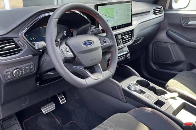 Ford Kuga (2026) thumbnail 9