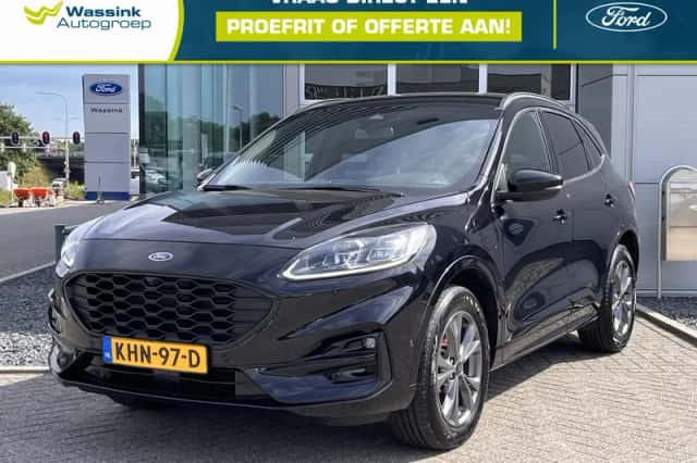 Ford Kuga (2023) thumbnail 1
