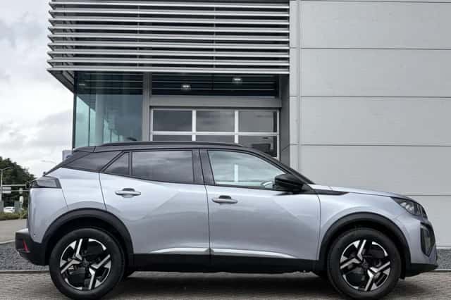 Peugeot 2008 (2025) thumbnail 4