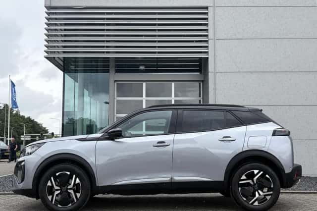 Peugeot 2008 (2025) thumbnail 5