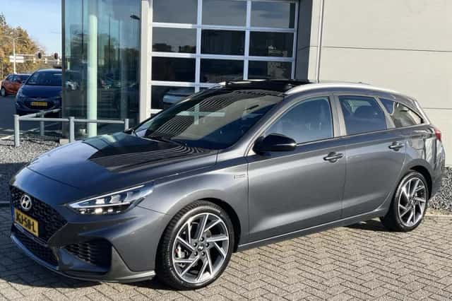 Hyundai i30 (2023) thumbnail 3