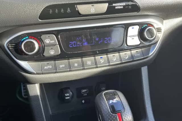 Hyundai i30 (2023) thumbnail 28