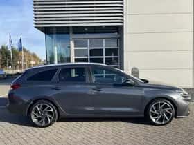 Hyundai i30 (2023) thumbnail 5