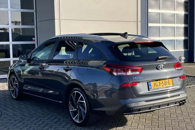Hyundai i30 (2023) thumbnail 8