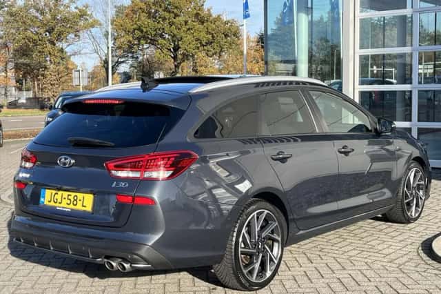 Hyundai i30 (2023) thumbnail 9