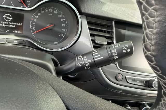 Opel Crossland (2021) thumbnail 19