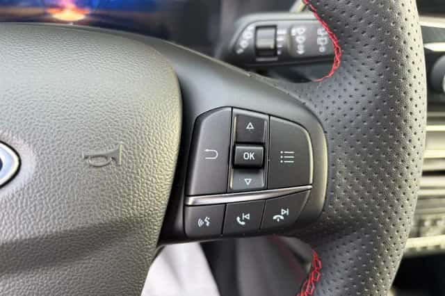 Ford Kuga (2023) thumbnail 22