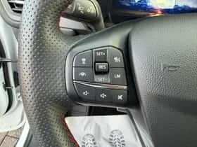Ford Kuga (2023) thumbnail 23