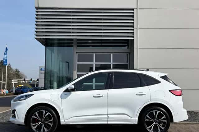 Ford Kuga (2023) thumbnail 7