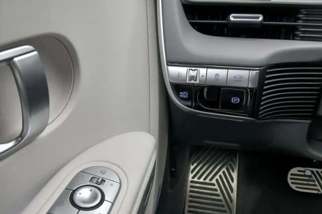 Hyundai Ioniq 5 (2024) thumbnail 21