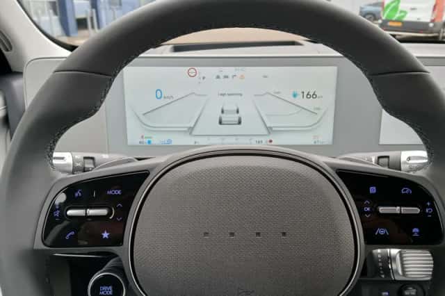 Hyundai Ioniq 5 (2024) thumbnail 25