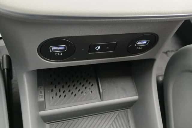 Hyundai Ioniq 5 (2024) thumbnail 33