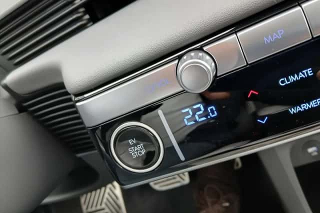 Hyundai Ioniq 5 (2024) thumbnail 36