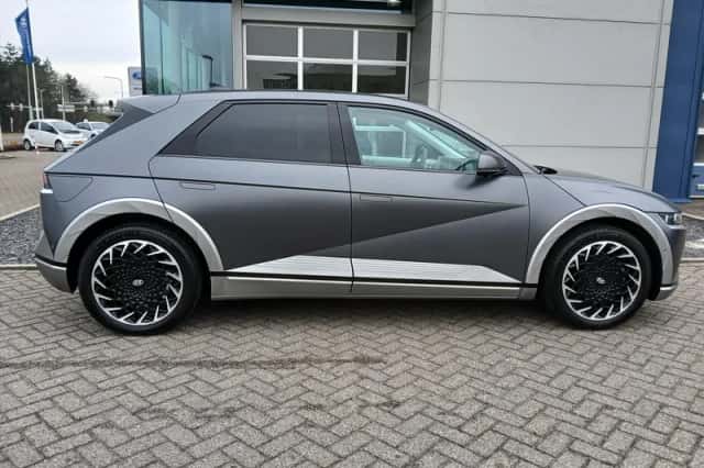 Hyundai Ioniq 5 (2024) thumbnail 5