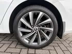 Škoda Octavia (2020) thumbnail 14