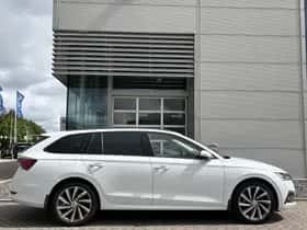 Škoda Octavia (2020) thumbnail 5
