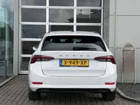Škoda Octavia (2020) thumbnail 8
