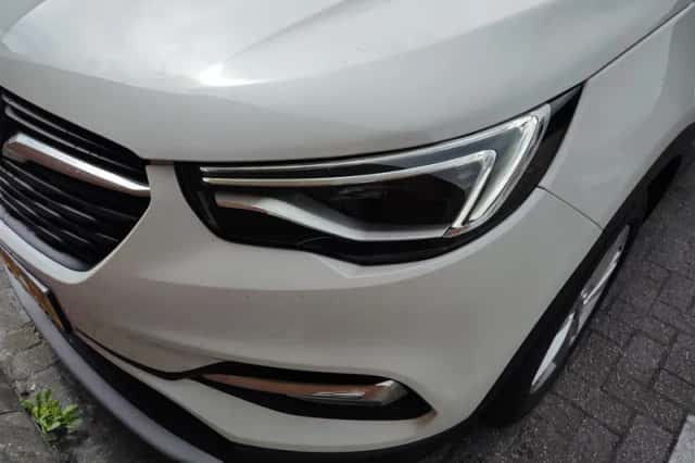 Opel Grandland X (2020) thumbnail 23