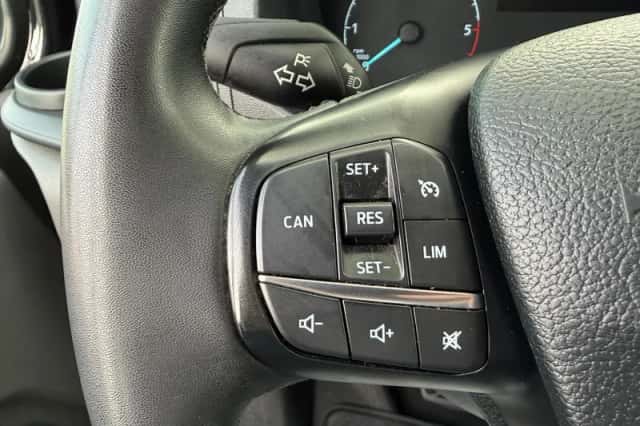 Ford Transit Custom (2023) thumbnail 22