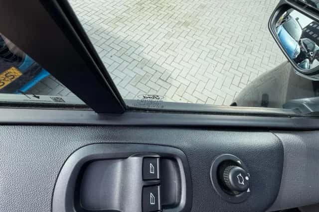 Ford Transit Custom (2023) thumbnail 30