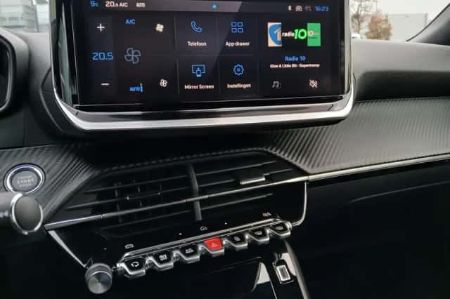 Peugeot e-2008 (2024) thumbnail 13