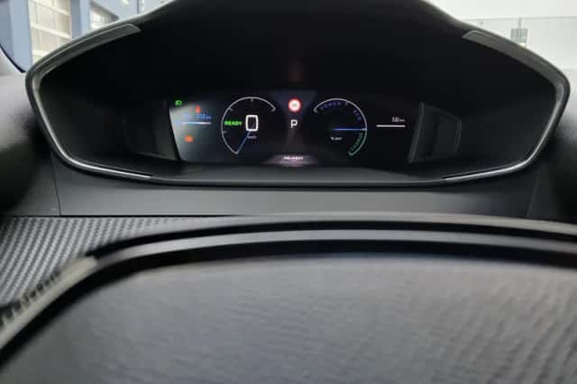 Peugeot e-2008 (2024) thumbnail 17