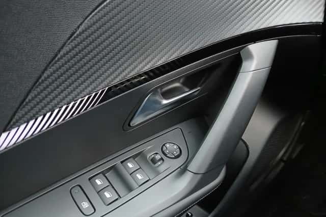 Peugeot e-2008 (2024) thumbnail 19