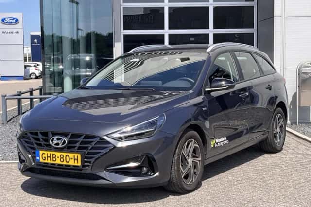 Hyundai i30 (2024) thumbnail 3