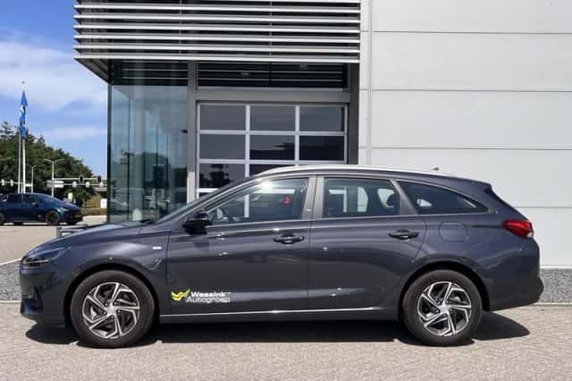 Hyundai i30 (2024) thumbnail 4