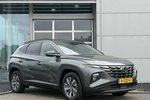 Hyundai Tucson (2022) thumbnail 3