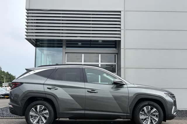 Hyundai Tucson (2022) thumbnail 4