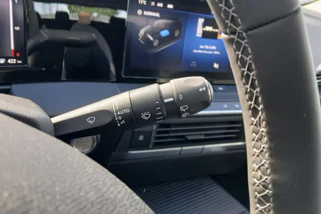 Opel Astra (2025) thumbnail 12