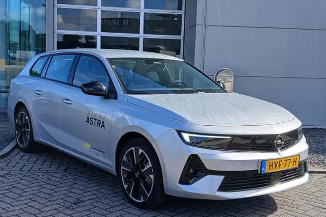 Opel Astra (2025) thumbnail 4