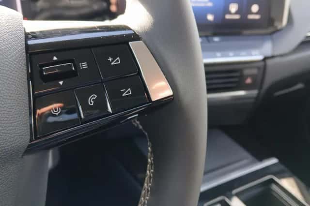 Opel Astra (2025) thumbnail 9