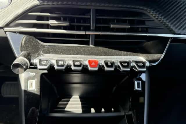 Peugeot e-2008 (2023) thumbnail 24