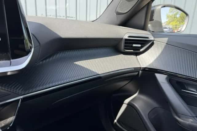 Peugeot e-2008 (2023) thumbnail 28