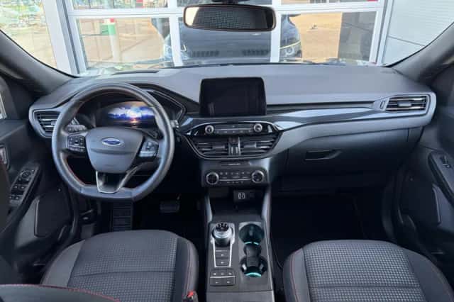 Ford Kuga (2022) thumbnail 20