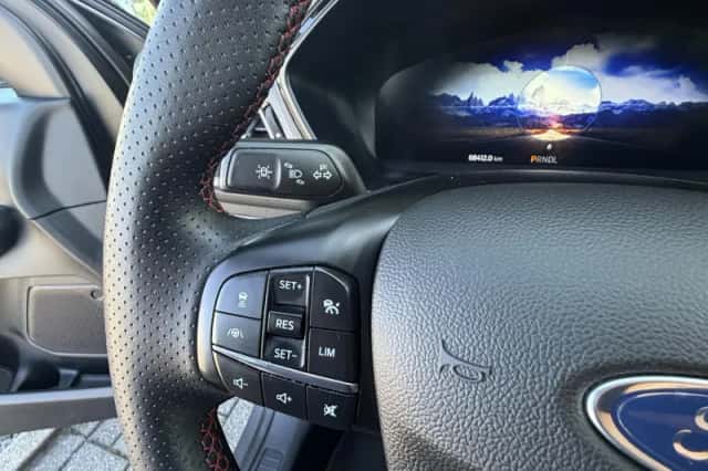 Ford Kuga (2022) thumbnail 22