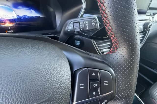Ford Kuga (2022) thumbnail 23
