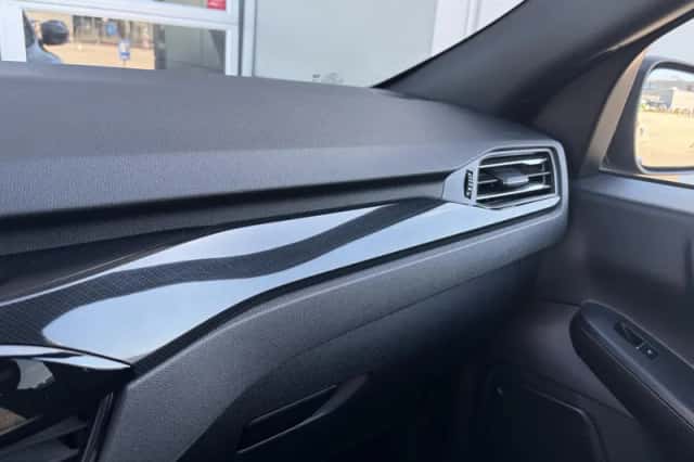 Ford Kuga (2022) thumbnail 28