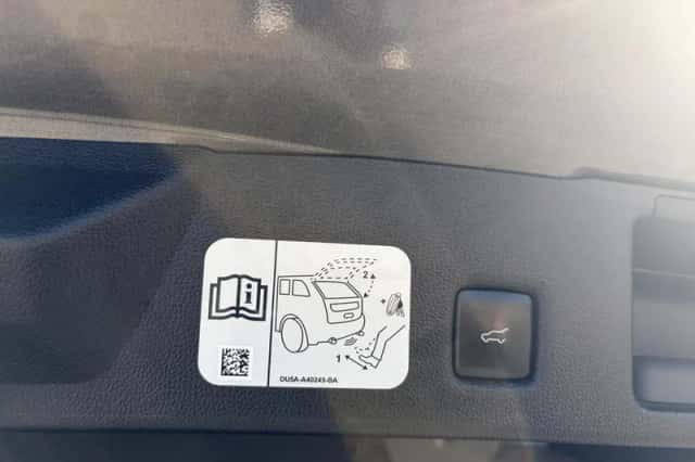 Ford Kuga (2022) thumbnail 29