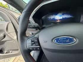 Ford Kuga (2022) thumbnail 31