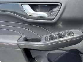 Ford Kuga (2022) thumbnail 33