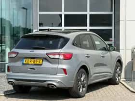 Ford Kuga (2022) thumbnail 5