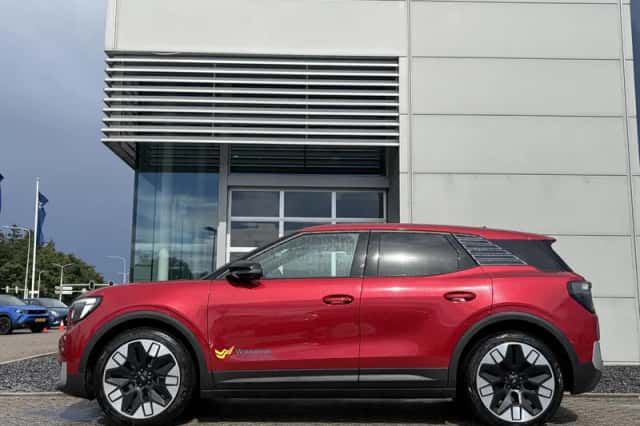 Ford Explorer (2026) thumbnail 5