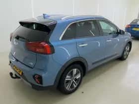 Kia Niro (2022) thumbnail 3