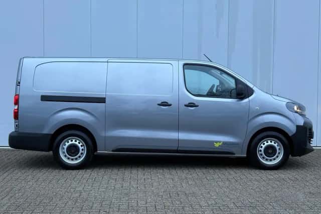 Opel Vivaro-e (2025) thumbnail 4