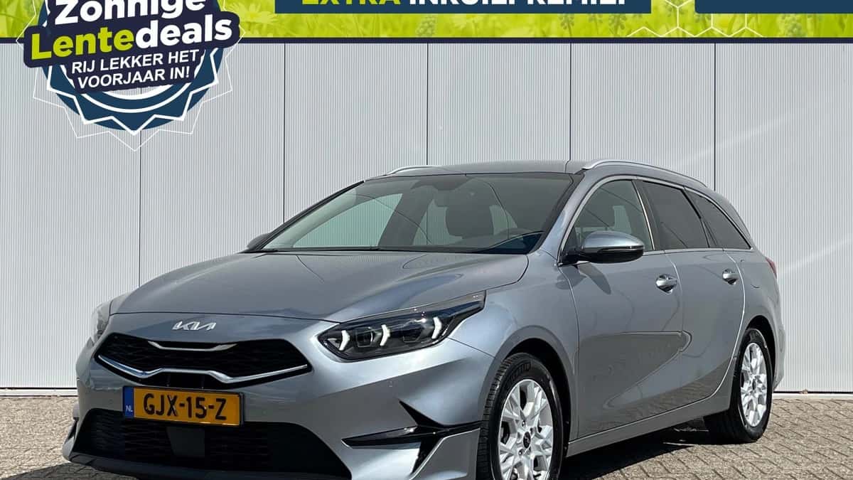 Kia Ceed Sportswagon (2024) — foto 1