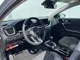 Kia Ceed Sportswagon (2024) thumbnail 11