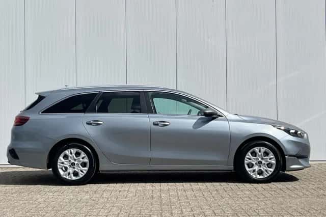 Kia Ceed Sportswagon (2024) thumbnail 5